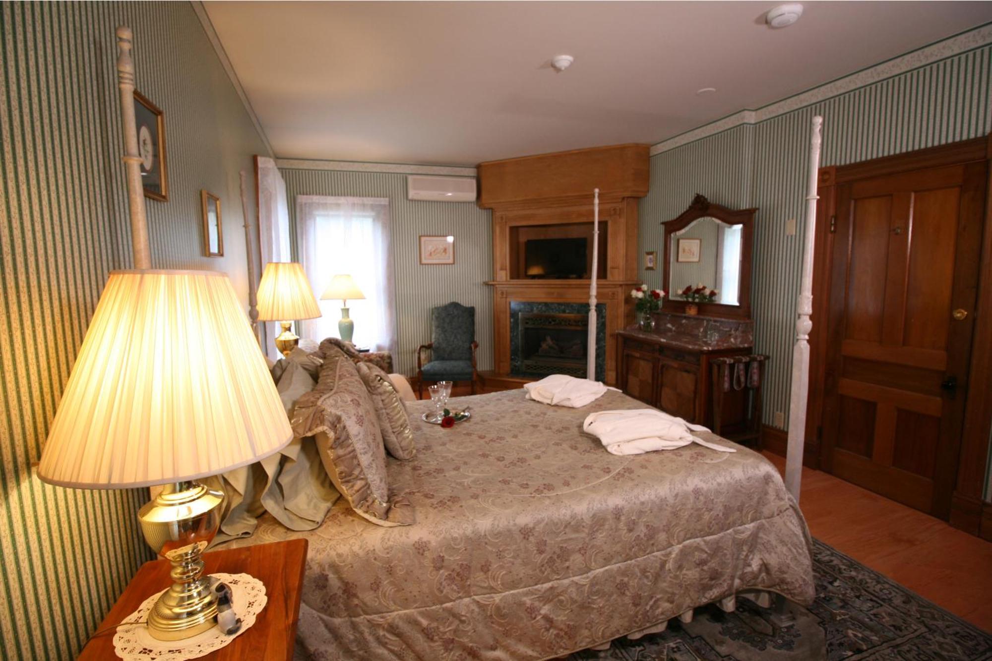 The Governor'S Inn Ludlow Room photo